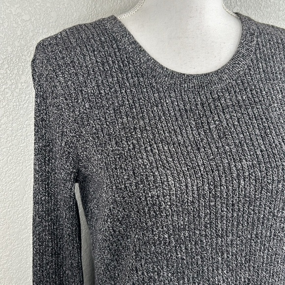 H&M Black & White Knit Long Sleeve Crew Neck Sweater Size Small - Picture 2 of 7